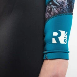 GUL Response 4/3mm Blindstitched Junior Steamer -Water Sports Supplies gul response 4mm blindstitched junior steamer 1165837 3 500x500 1